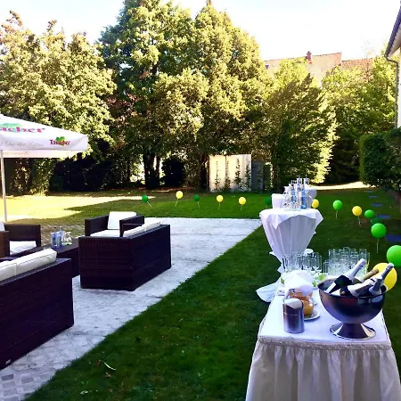 Hotel Ambiente 4*